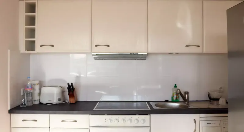 Möbliertes Apartment zur Zwischenmiete – Top-Lage am KaDeWe (Charlottenburg/Schöneberg) — photo 1